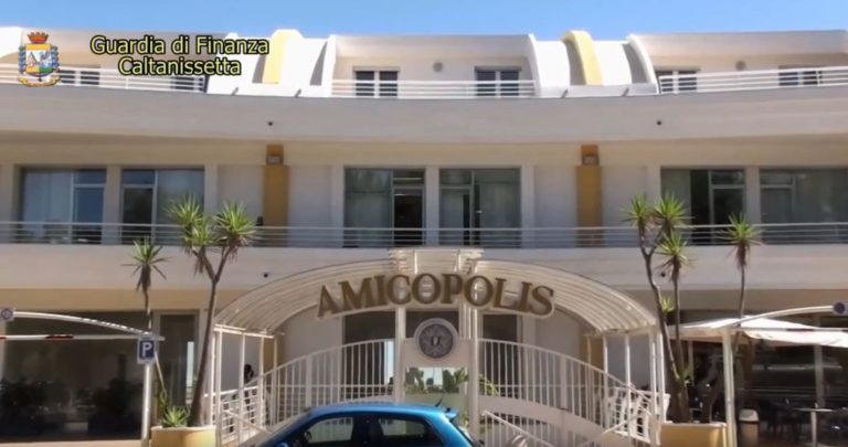amicopolis