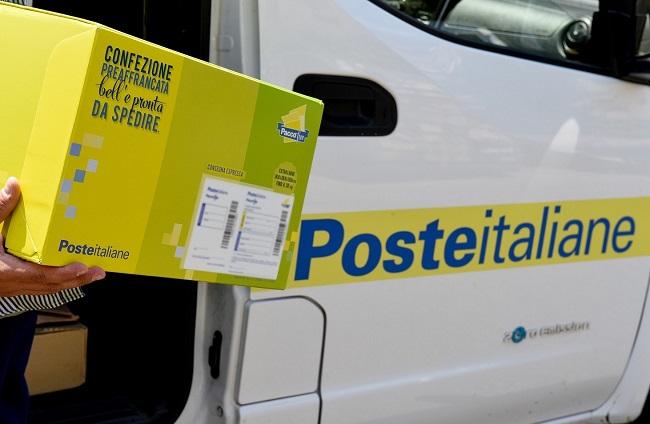 Consegna pacco Poste Italiane