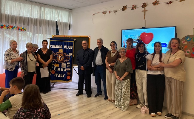 il Kiwanis Club di Enna all’I.C. Neglia-Savarese