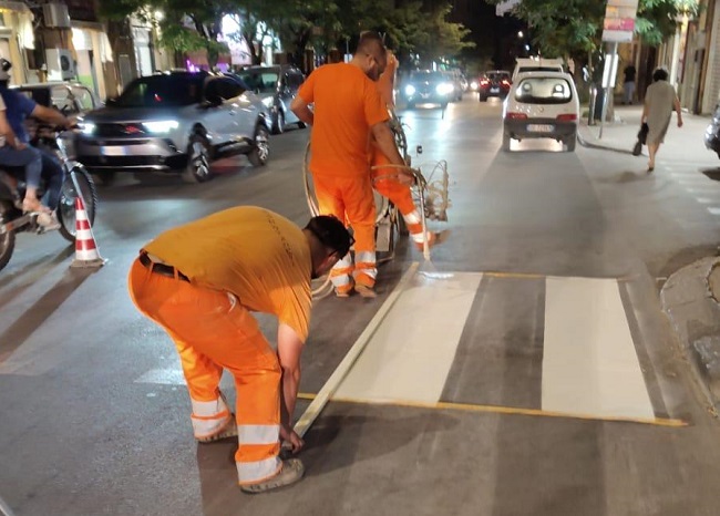 lavori segnaletica stradale orizzontale